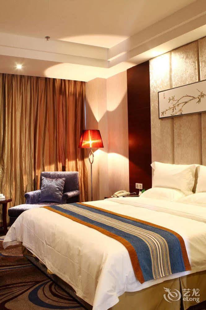Mingcheng Times Hotel Chengdu Zewnętrze zdjęcie